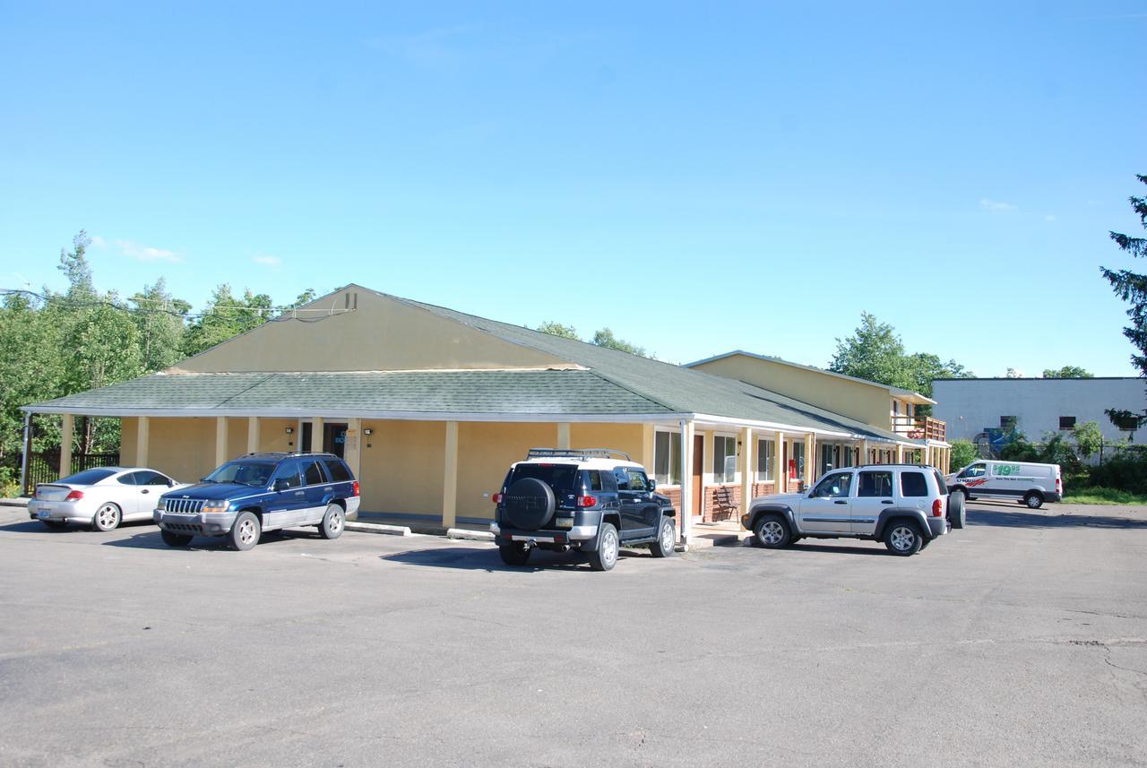 Mount Laurel Motel เฮเซิลตัน ภายนอก รูปภาพ