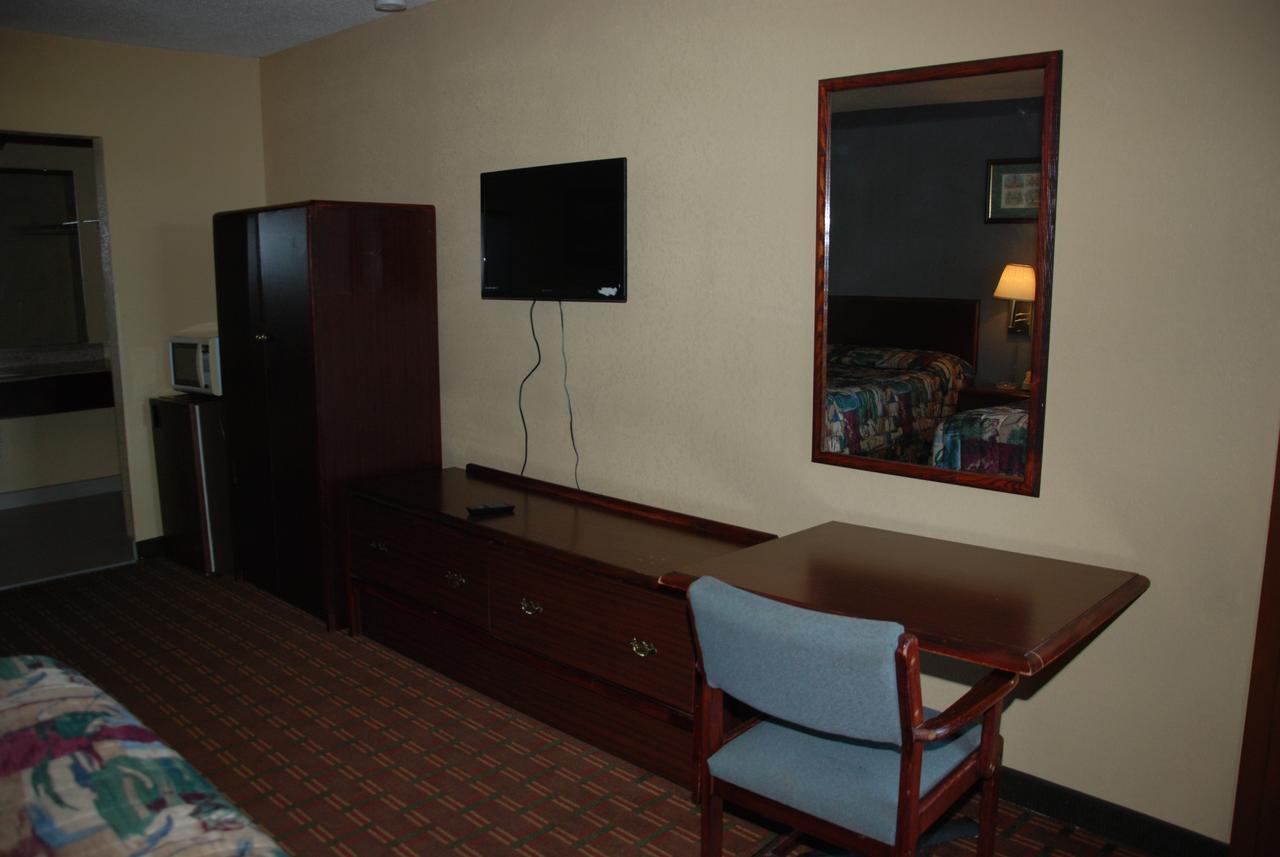 Mount Laurel Motel เฮเซิลตัน ภายนอก รูปภาพ