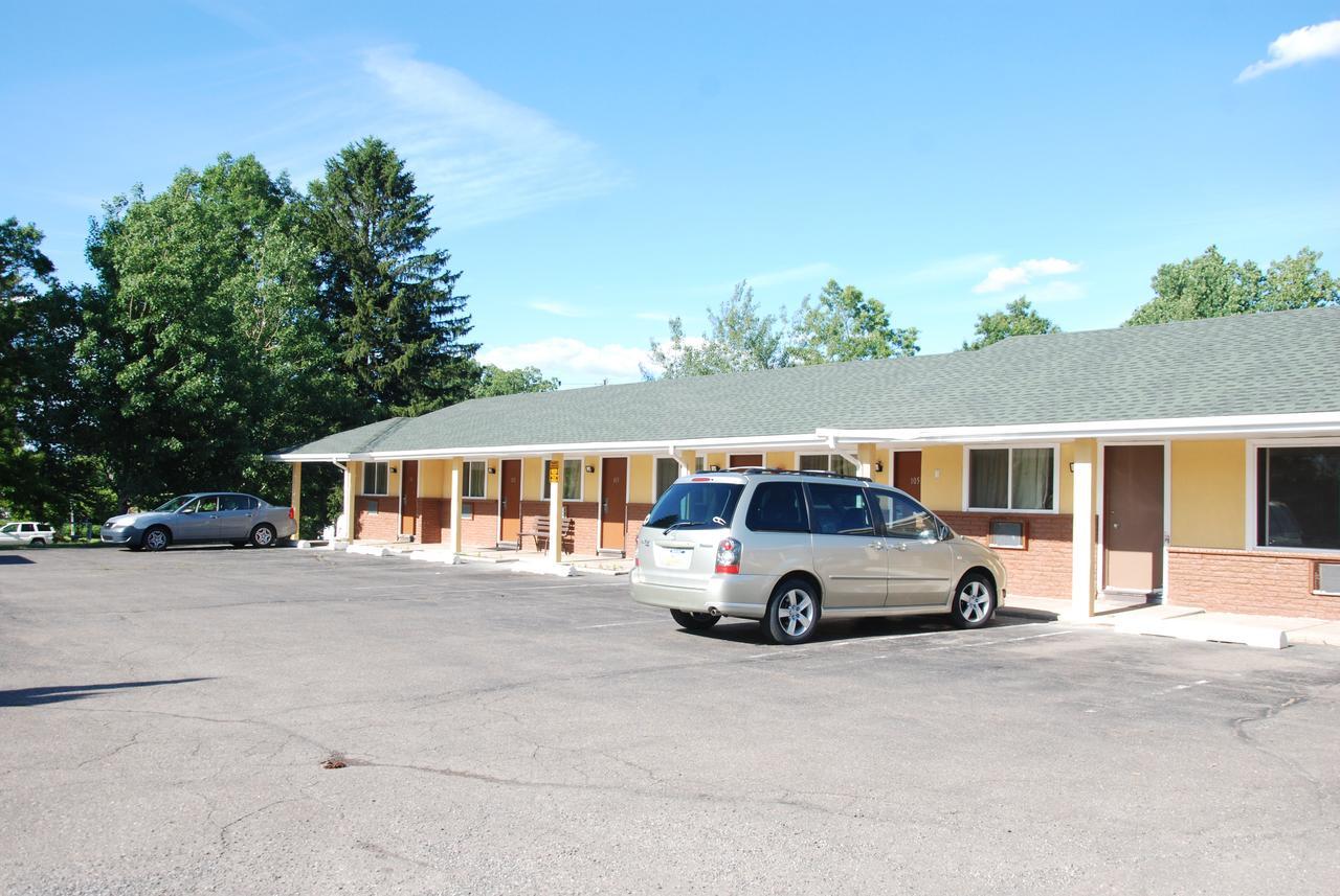 Mount Laurel Motel เฮเซิลตัน ภายนอก รูปภาพ