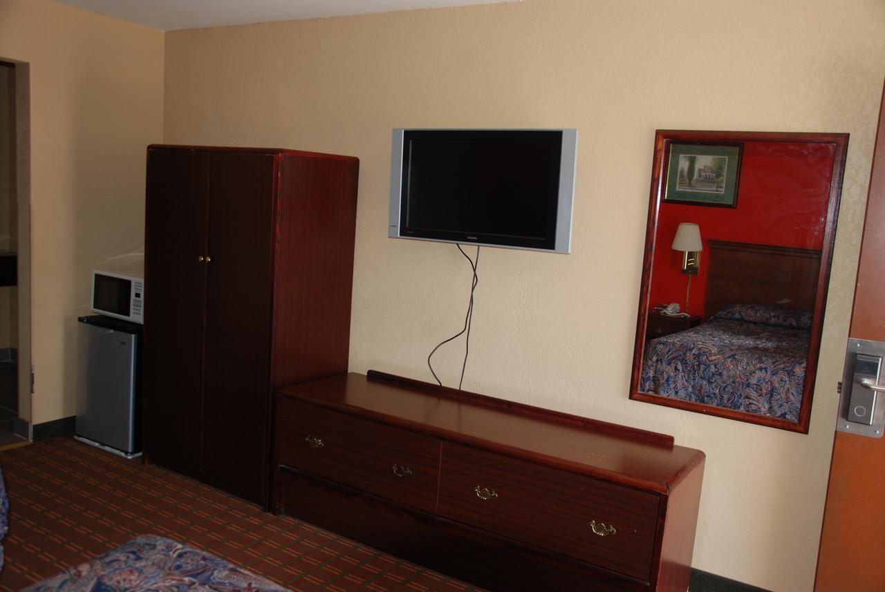 Mount Laurel Motel เฮเซิลตัน ภายนอก รูปภาพ